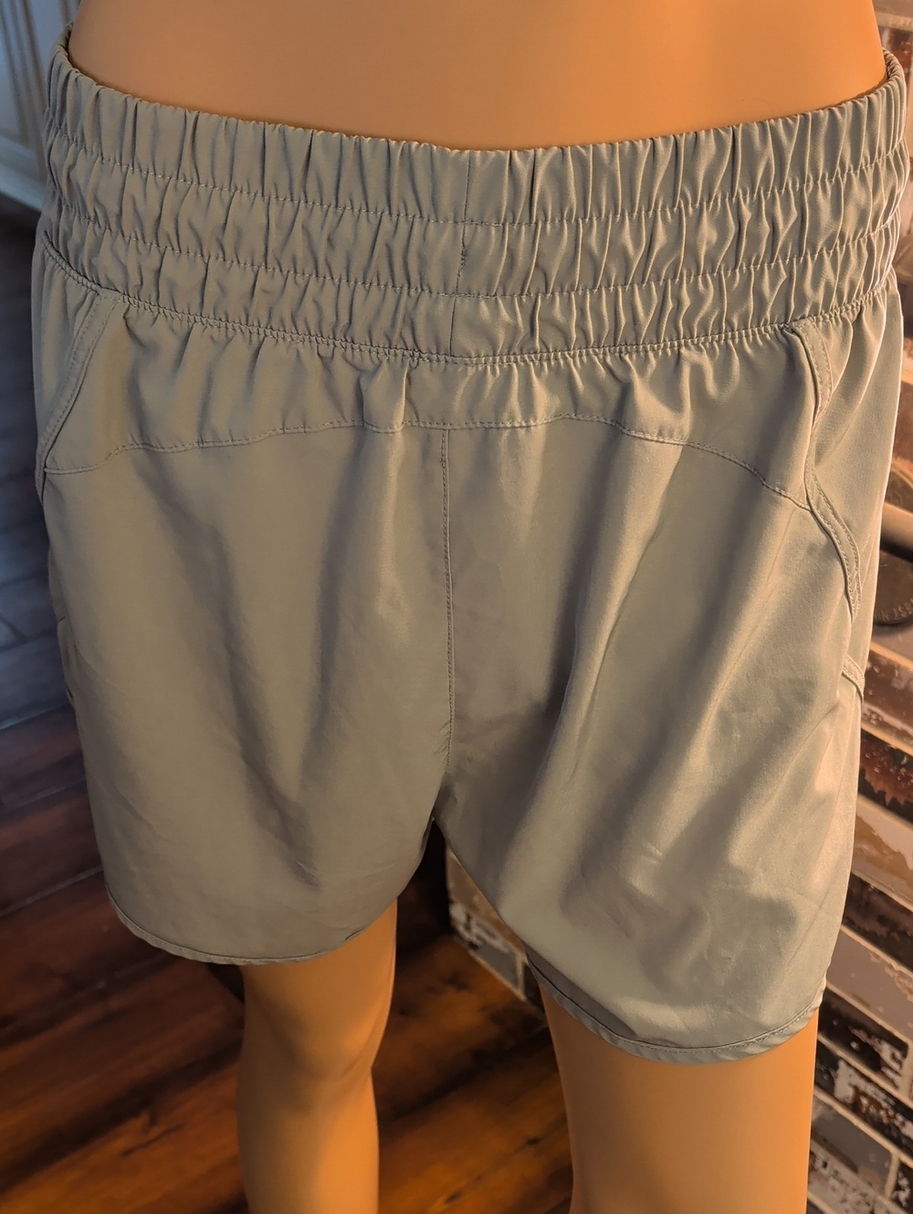 Avia Large Sage Green Women's Athletic Shorts with Elastic Waistband